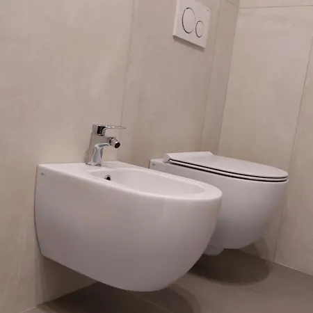 Primavera מלון 2*